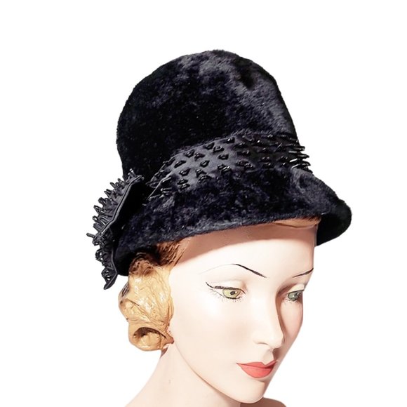 Vintage Accessories - 1960s True Vintage Black Cloche Style Tall Brimmed Hat With Beads And A Bow